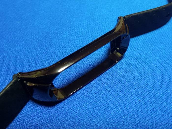 カーボンファイバーのヘアラインと金属が高級感を漂わせるMi bandのバンド #スマートウォッチ #Mi band 3 15 カーボンファイバーのヘアラインと金属が高級感を漂わせるMi bandのバンド #スマートウォッチ #Mi band 3 13