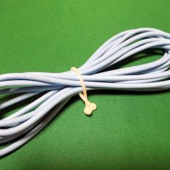 ケーブルをまとめるには「ケーブル結束クリップ」がおすすめ 14